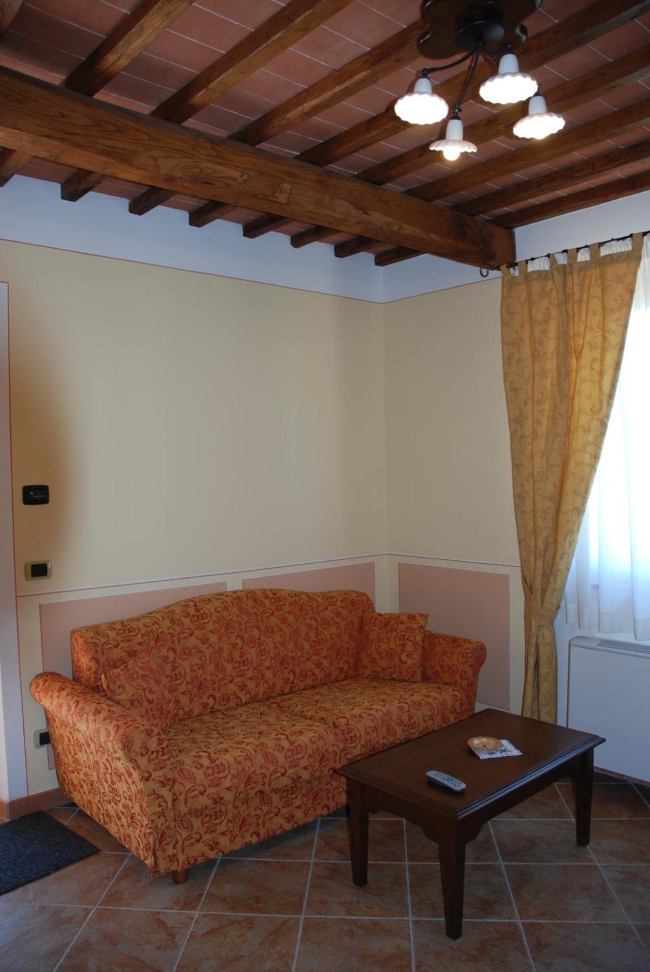 Albergo La Foresteria Bettolle Ngoại thất bức ảnh