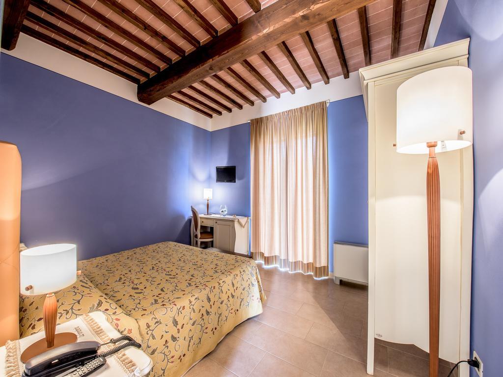 Albergo La Foresteria Bettolle Ngoại thất bức ảnh