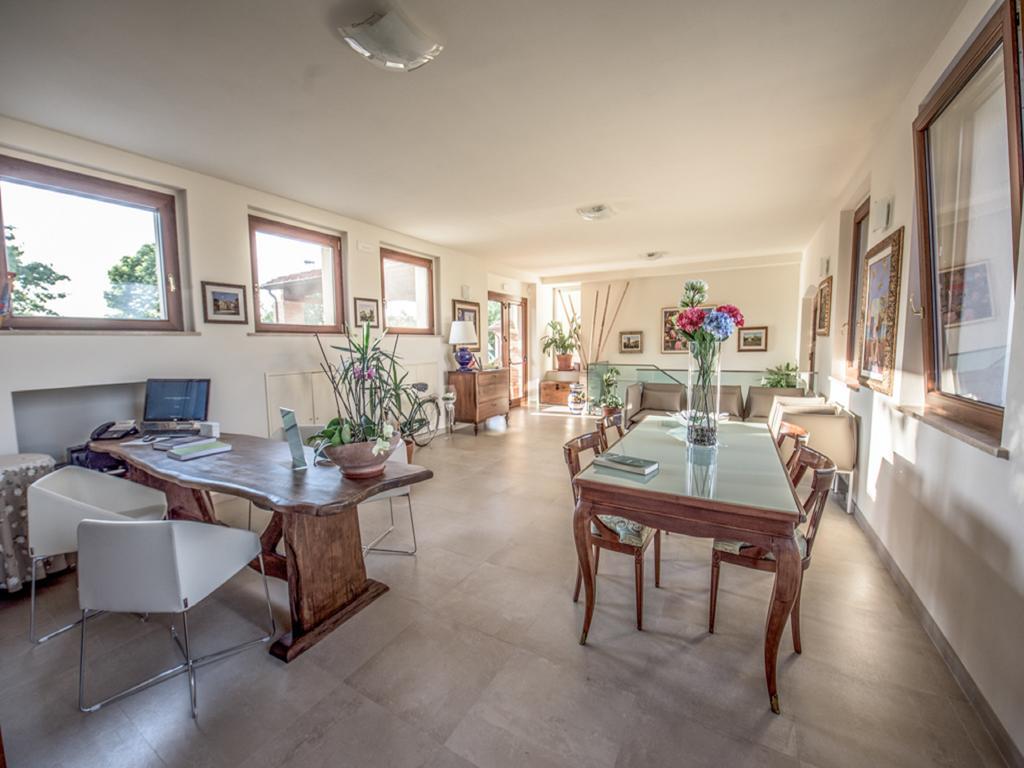 Albergo La Foresteria Bettolle Ngoại thất bức ảnh